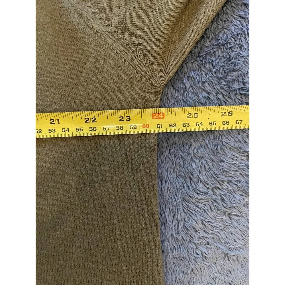 Tommy Bahama Mens L Sage Green Ribbed Knit Sweater‎ Long Sleeve V Neck
